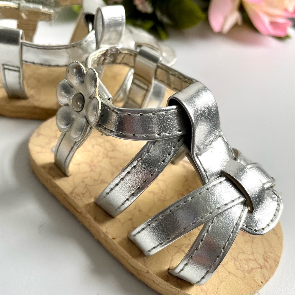 Super cute metallic baby sandals - Picture 8 of 13